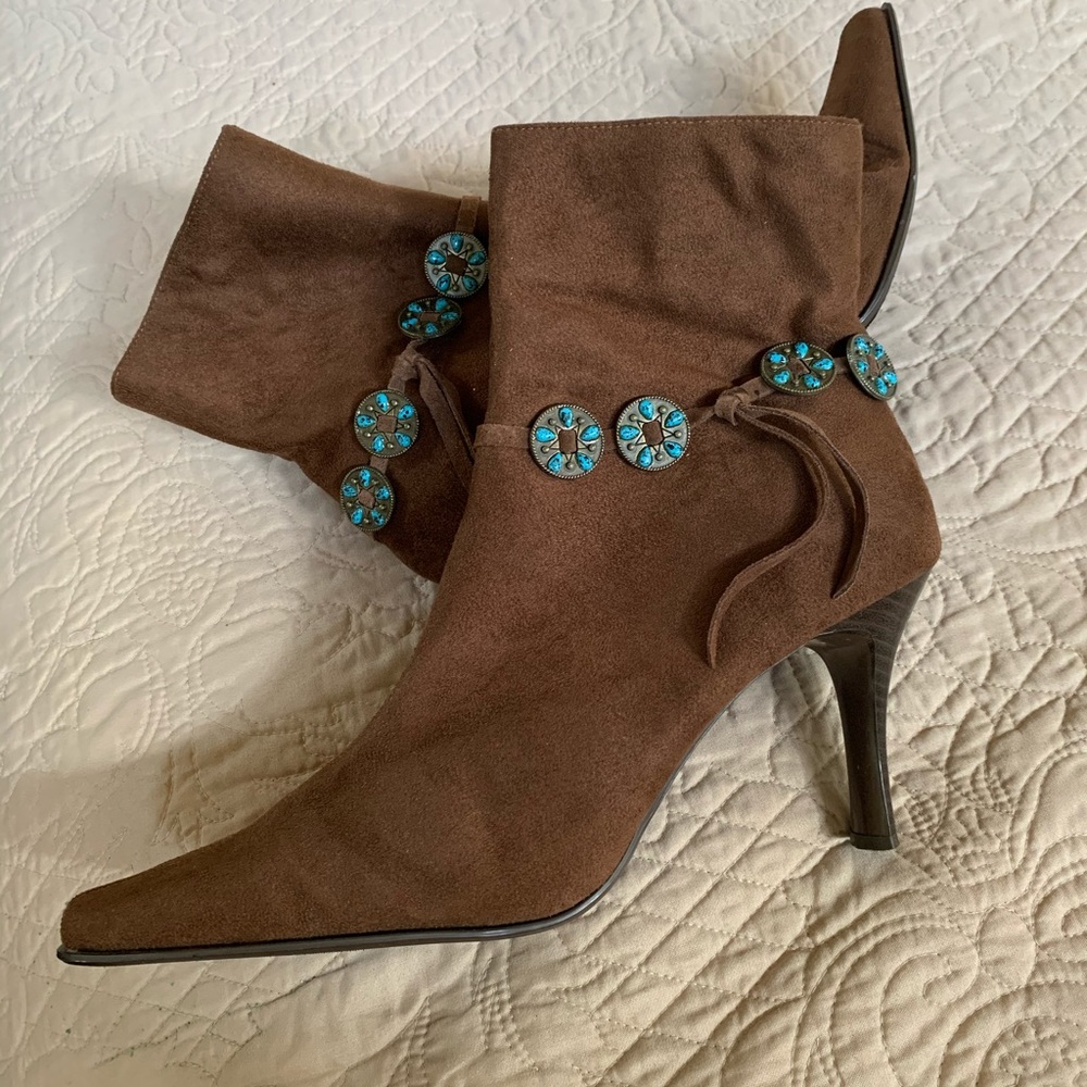 Women’s shoes